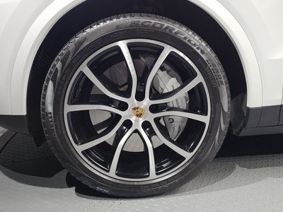 صورة 6 لـ 2020 Porsche CAYENNE