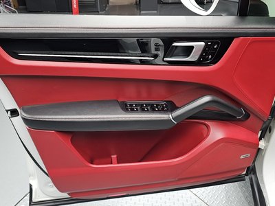صورة مصغرة 14 لـ 2020 Porsche CAYENNE