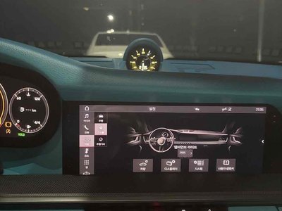 2020 Porsche 911 — миниатюра 13