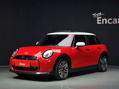 صورة 1 لـ 2025 MINI COOPER C
