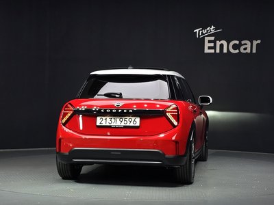 صورة 4 لـ 2025 MINI COOPER C