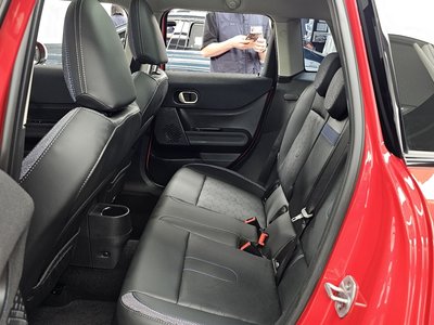 صورة مصغرة 16 لـ 2025 MINI COOPER C