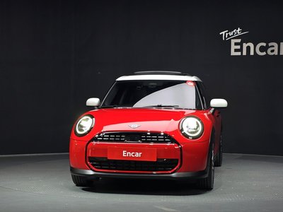صورة 2 لـ 2025 MINI COOPER C