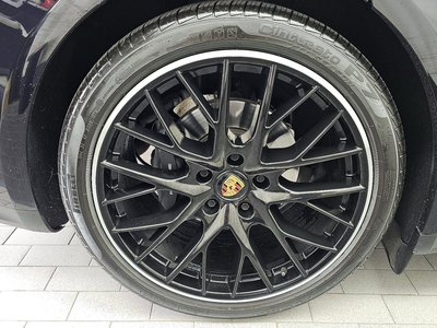 PORSCHE PANAMERA - 6