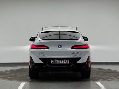 صورة 3 لـ 2024 BMW X4