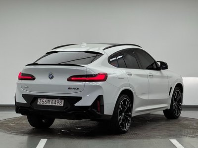صورة 4 لـ 2024 BMW X4