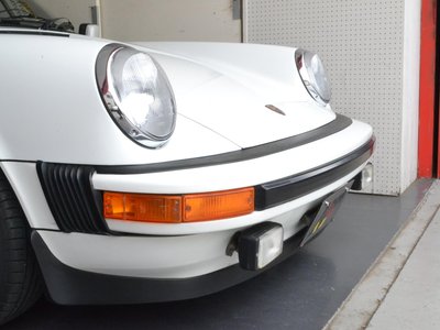 PORSCHE 911 - 4