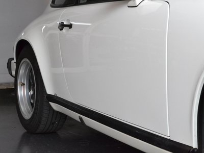 PORSCHE 911 - 6