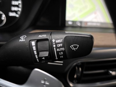2020 Genesis G90 thumbnail 15