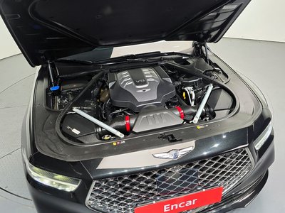 صورة 7 لـ 2020 Genesis G90