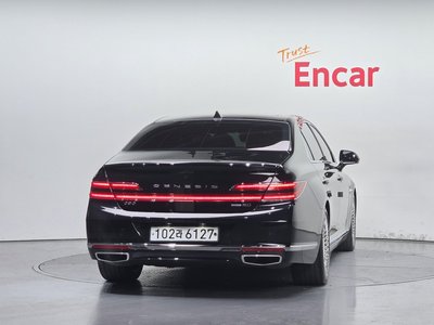 صورة 4 لـ 2020 Genesis G90