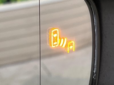 TOYOTA CROWN CROSSOVER - 6