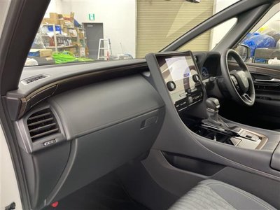 2025 TOYOTA ALPHARD — миниатюра 19