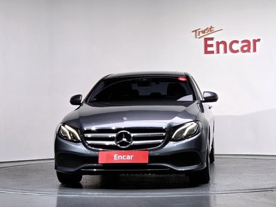 MERCEDES-BENZ E-CLASS - 2