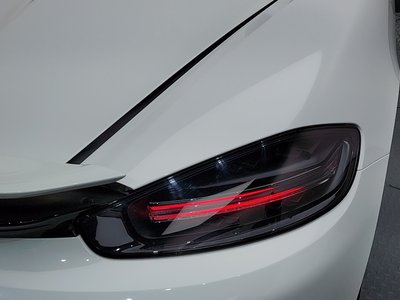 2019 Porsche 718 photo 10