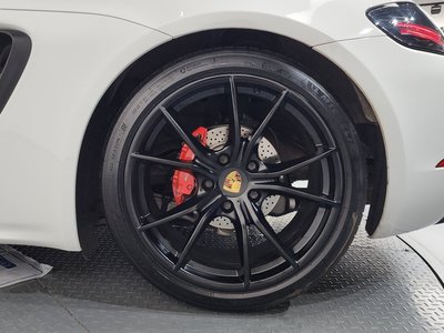 2019 Porsche 718 photo 8