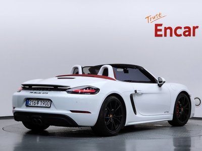 2019 Porsche 718 photo 4