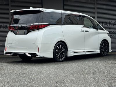 TOYOTA ALPHARD - 5