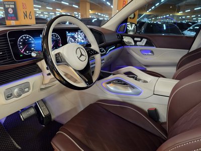 2026 Mercedes-BENZ GLS 缩略图 16