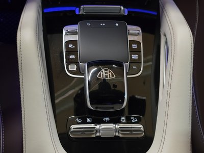 2026 Mercedes-BENZ GLS 缩略图 18