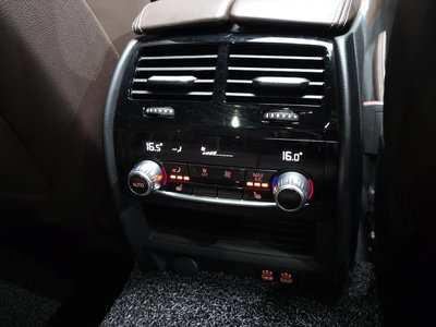 صورة مصغرة 19 لـ 2023 BMW 5 SERIES