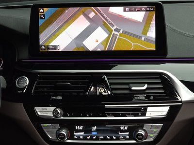 صورة مصغرة 14 لـ 2023 BMW 5 SERIES
