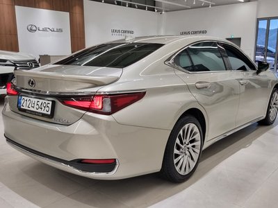 LEXUS ES - 4