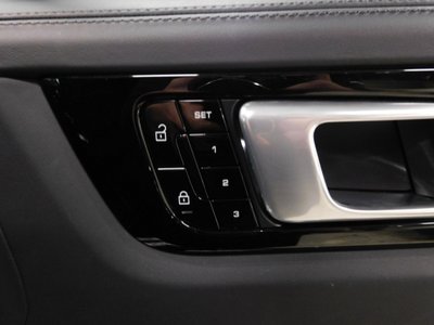 صورة مصغرة 22 لـ 2021 Porsche CAYENNE