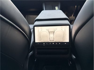 2025 Tesla MODEL Y — миниатюра 13