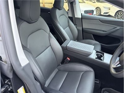 2025 Tesla MODEL Y — миниатюра 15