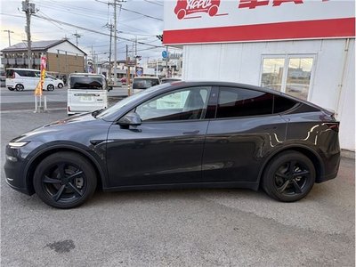 2025 Tesla MODEL Y — фото 3