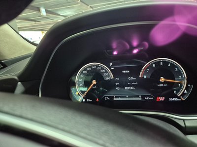GENESIS GV80 - 8