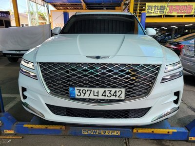 GENESIS GV80 - 2