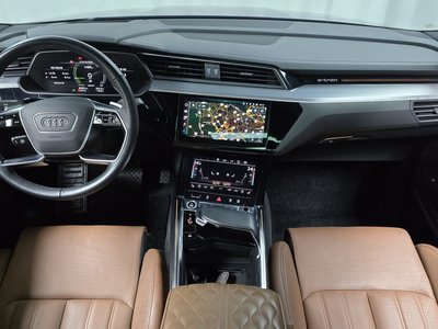 AUDI E-TRON - 5