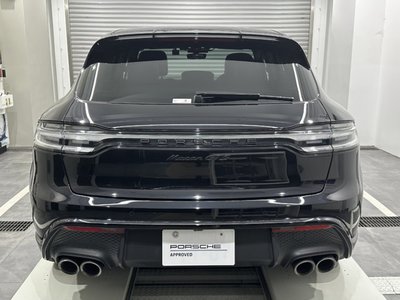 PORSCHE MACAN - 10