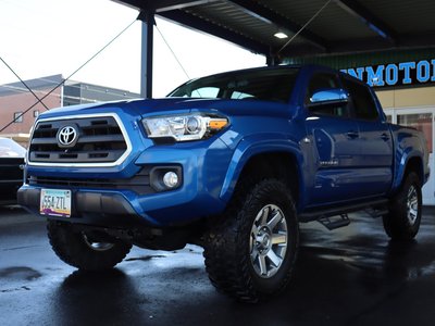 TOYOTA TACOMA - 6