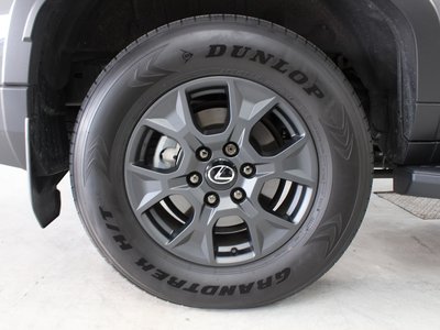 2025 Lexus GX thumbnail 63