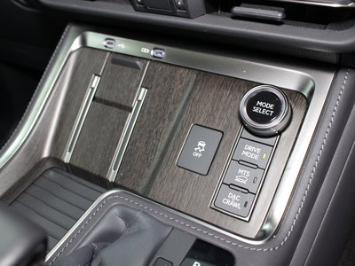 2025 Lexus GX thumbnail 42