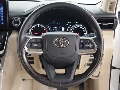 TOYOTA LAND CRUISER - 6