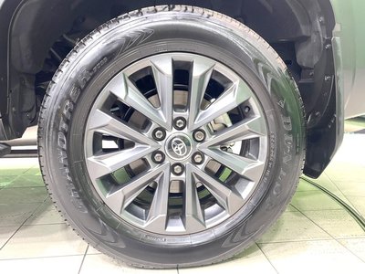 2024 Toyota LAND CRUISER 250 — миниатюра 25