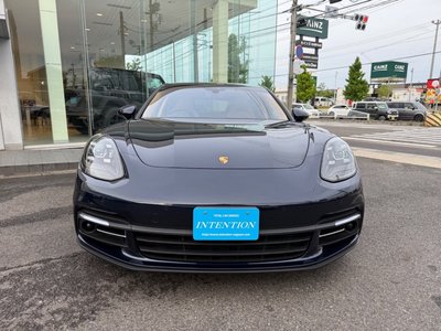 PORSCHE PANAMERA - 8