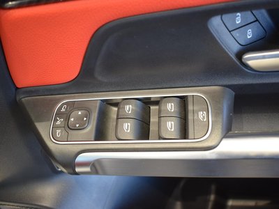 MERCEDES-BENZ GLB AMG - 9