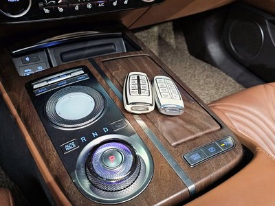 GENESIS G80 (RG3) - 9