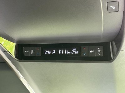 2025 TOYOTA ALPHARD thumbnail 37