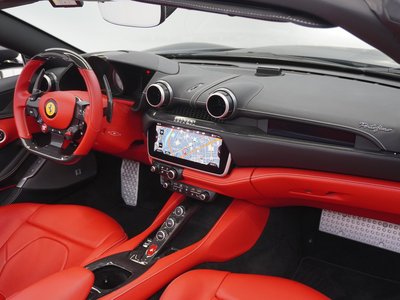 صورة مصغرة 74 لـ 2018 Ferrari PORTOFINO
