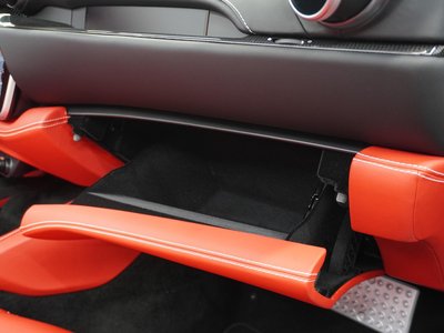 صورة مصغرة 73 لـ 2018 Ferrari PORTOFINO