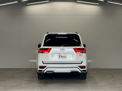TOYOTA LAND CRUISER 300 - 4