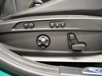 2023 ALFA Romeo JULIA 缩略图 21