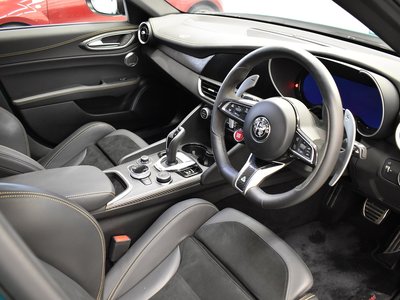 2023 ALFA Romeo JULIA 缩略图 18