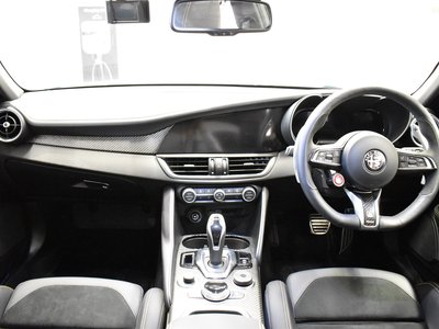 2023 ALFA Romeo JULIA 照片 6